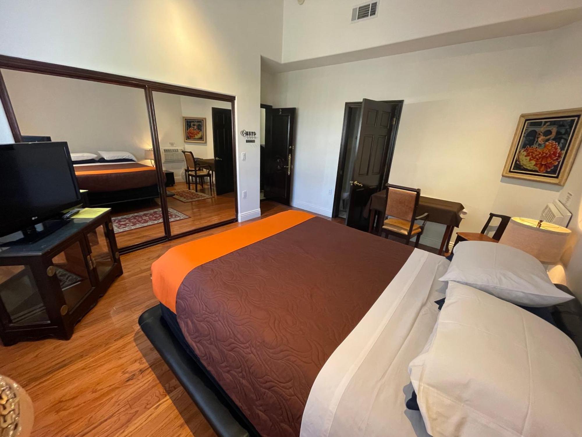 Entire Second Flr - Santa Monica Luxury Roman Villa Los Angeles Extérieur photo