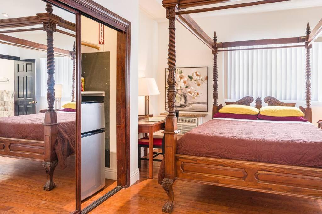 Entire Second Flr - Santa Monica Luxury Roman Villa Los Angeles Extérieur photo
